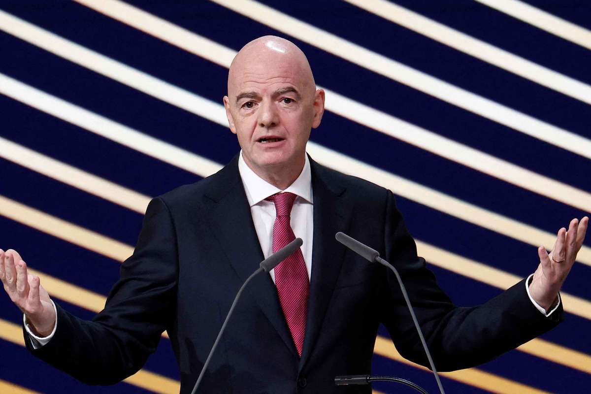 卡拉格拒绝温格和FIFA游说，公开反对世界杯改为两年一届