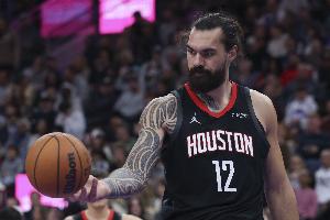 海王也是能飞的！亚当斯快攻跟进 举火烧天残暴隔扣大洛
