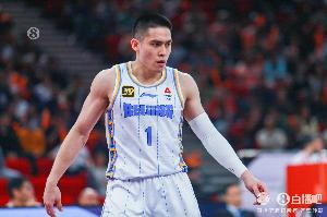 手感冰凉！陈盈骏8投仅1中拿到4分3助 正负值-6