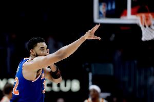 677场！唐斯生涯至少15000分7500板1000三分 NBA历史最快