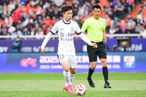 记者：李永佳训练中受伤缝了4针，成为津门虎2026年首名伤员